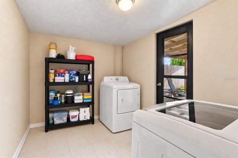 Casa en venta en Bradenton, Florida, 3 dormitorios, 129.13 m2 № 2385805 - foto 16