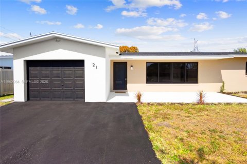 House in Pompano Beach, Florida 3 bedrooms № 2030258