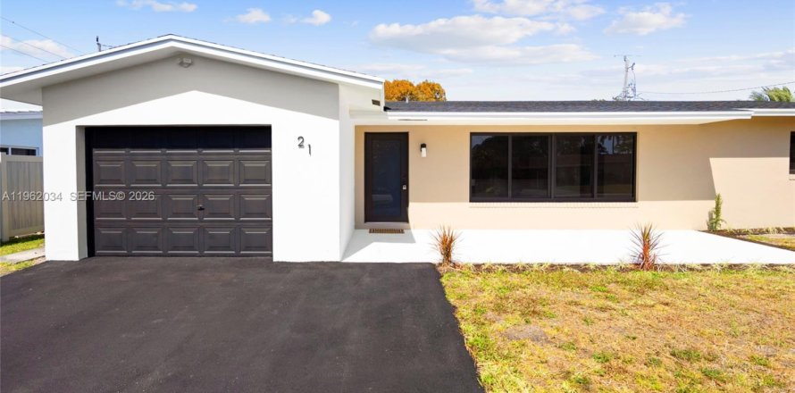 House in Pompano Beach, Florida 3 bedrooms № 2030258