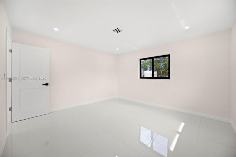 House in Pompano Beach, Florida 3 bedrooms № 2030258 - photo 21