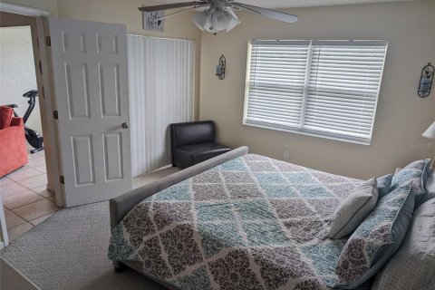 Condo in Lake Placid, Florida, 2 bedrooms  № 1587449 - photo 11