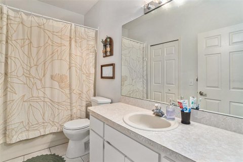 House in Zephyrhills, Florida 2 bedrooms, 109.62 sq.m. № 1745141 - photo 13