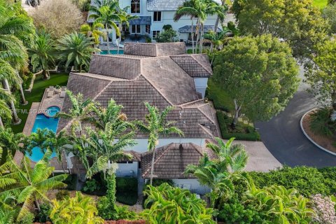 Villa ou maison à vendre à Palmetto Bay, Floride: 5 chambres, 372.72 m2 № 2025208 - photo 9