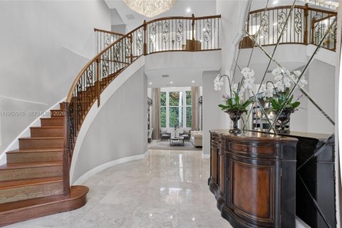 Villa ou maison à vendre à Palmetto Bay, Floride: 5 chambres, 372.72 m2 № 2025208 - photo 3