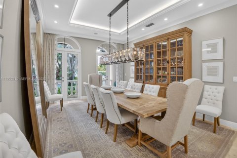 Villa ou maison à vendre à Palmetto Bay, Floride: 5 chambres, 372.72 m2 № 2025208 - photo 18