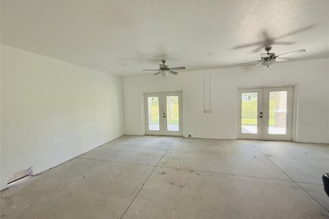 Casa en venta en Weeki Wachee, Florida, 2 dormitorios, 124.86 m2 № 2381056 - foto 24