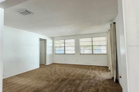 Villa ou maison à vendre à Clearwater, Floride: 3 chambres, 123.93 m2 № 2345081 - photo 5