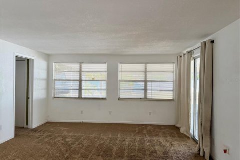 Villa ou maison à vendre à Clearwater, Floride: 3 chambres, 123.93 m2 № 2345081 - photo 4