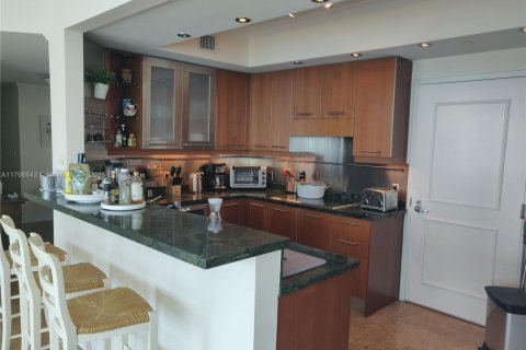 Condominio en alquiler en Hollywood, Florida, 3 dormitorios, 196.49 m2 № 1959339 - foto 12