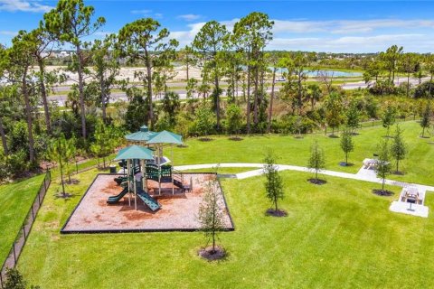 House in Venice, Florida 3 bedrooms, 156.17 sq.m. № 1771677 - photo 8