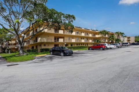 Condominio en venta en Hollywood, Florida, 1 dormitorio, 67.82 m2 № 1945641 - foto 25