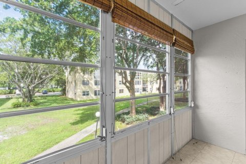 Condominio en venta en Hollywood, Florida, 1 dormitorio, 67.82 m2 № 1945641 - foto 21