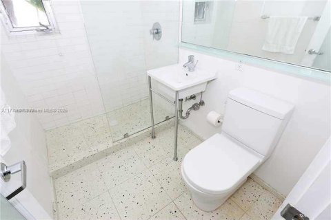 Copropriété à vendre à Miami Beach, Floride: 1 chambre, 62.62 m2 № 2016973 - photo 8