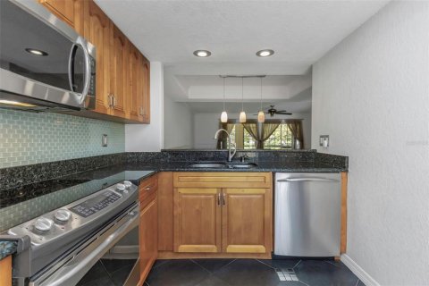 Touwnhouse à vendre à Clearwater, Floride: 2 chambres, 154.68 m2 № 1574107 - photo 13