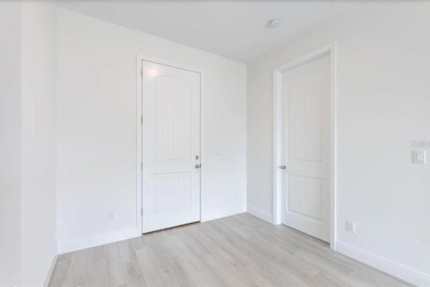 Villa ou maison à vendre à Palm Bay, Floride: 4 chambres, 164.9 m2 № 2150077 - photo 10