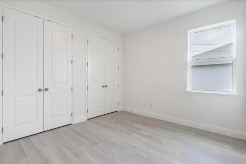 Villa ou maison à vendre à Palm Bay, Floride: 4 chambres, 164.9 m2 № 2150077 - photo 4