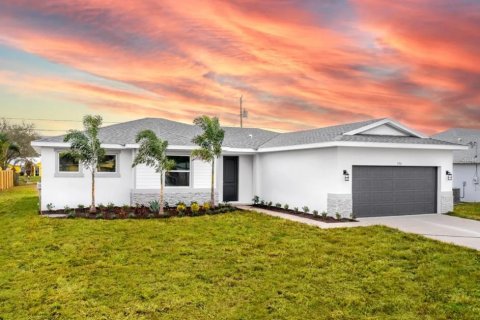 Villa ou maison à Palm Bay, Floride 4 chambres, 164.9 m2 № 2150077