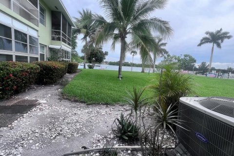 Condo in Deerfield Beach, Florida, 1 bedroom  № 2173092 - photo 4