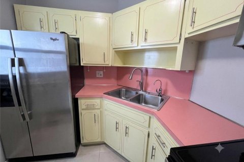 Condo in Deerfield Beach, Florida, 1 bedroom  № 2173092 - photo 6