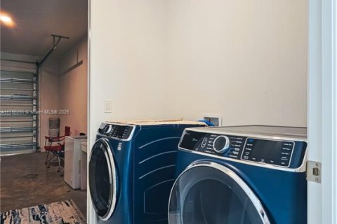 Villa ou maison à vendre à Lehigh Acres, Floride: 3 chambres № 1985227 - photo 21