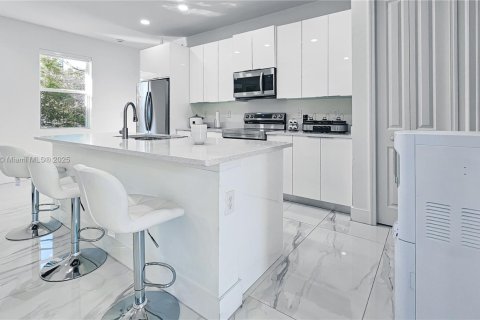 Villa ou maison à vendre à Lehigh Acres, Floride: 3 chambres № 1985227 - photo 11