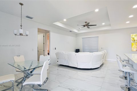 Villa ou maison à vendre à Lehigh Acres, Floride: 3 chambres № 1985227 - photo 7