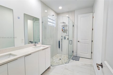 Villa ou maison à vendre à Lehigh Acres, Floride: 3 chambres № 1985227 - photo 15