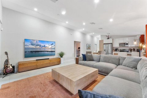 Villa ou maison à vendre à West Palm Beach, Floride: 4 chambres, 167.87 m2 № 2409564 - photo 3