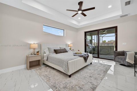 Casa en venta en Cape Coral, Florida, 3 dormitorios, 197.97 m2 № 1984320 - foto 15