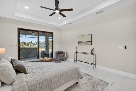 Casa en venta en Cape Coral, Florida, 3 dormitorios, 197.97 m2 № 1984320 - foto 16