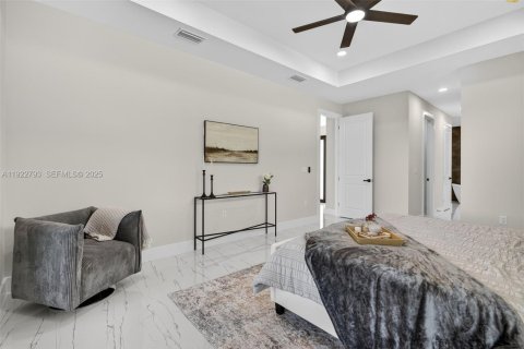 Casa en venta en Cape Coral, Florida, 3 dormitorios, 197.97 m2 № 1984320 - foto 17