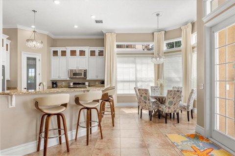 House in Four Corners, Florida 5 bedrooms, 438.22 sq.m. № 1591594 - photo 15