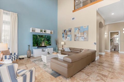 House in Four Corners, Florida 5 bedrooms, 438.22 sq.m. № 1591594 - photo 12