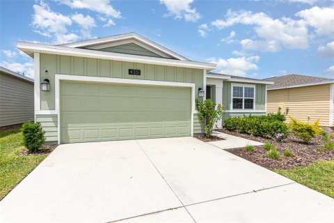 House in Kissimmee, Florida 4 bedrooms, 196.49 sq.m. № 1654066 - photo 3