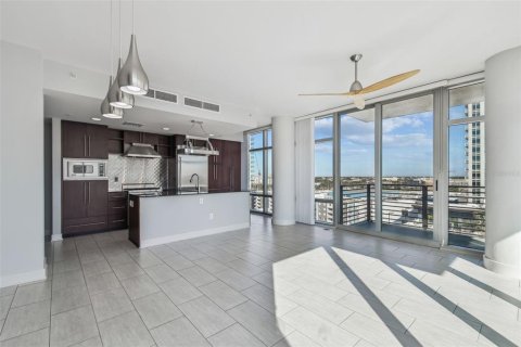 Copropriété à louer à Tampa, Floride: 2 chambres, 114.18 m2 № 2109320 - photo 6