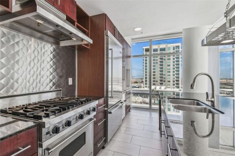 Copropriété à louer à Tampa, Floride: 2 chambres, 114.18 m2 № 2109320 - photo 20
