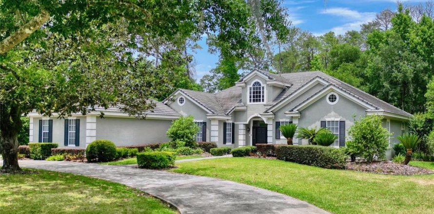 House in Longwood, Florida 4 bedrooms, 305.28 sq.m. № 1213901
