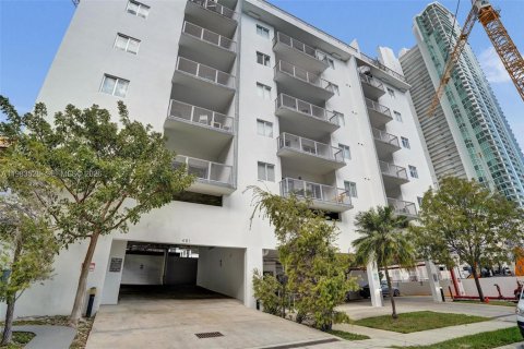Condominio en venta en Miami, Florida, 1 dormitorio, 59.55 m2 № 2047999 - foto 27