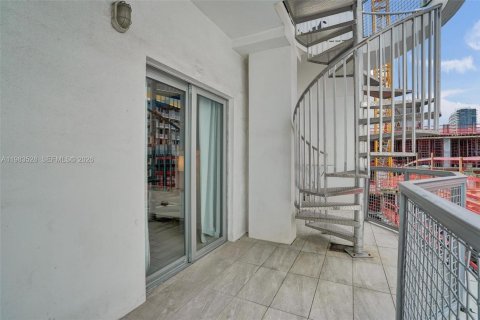 Condominio en venta en Miami, Florida, 1 dormitorio, 59.55 m2 № 2047999 - foto 23