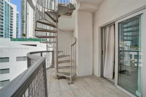 Condominio en venta en Miami, Florida, 1 dormitorio, 59.55 m2 № 2047999 - foto 22