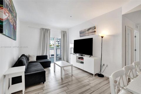 Condominio en venta en Miami, Florida, 1 dormitorio, 59.55 m2 № 2047999 - foto 11