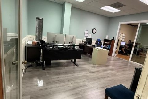 Propiedad comercial en alquiler en Ocala, Florida № 1906105 - foto 7
