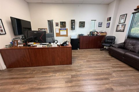 Propiedad comercial en alquiler en Ocala, Florida № 1906105 - foto 10