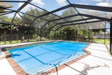 Villa ou maison à vendre à Melbourne, Floride: 3 chambres, 98.48 m2 № 1837914 - photo 2