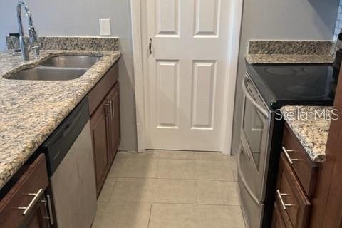 Condo in New Port Richey, Florida, 1 bedroom  № 1908792 - photo 6