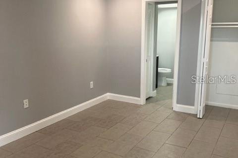 Condo in New Port Richey, Florida, 1 bedroom  № 1908792 - photo 18