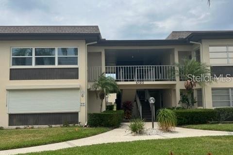Condo in New Port Richey, Florida, 1 bedroom  № 1908792 - photo 1
