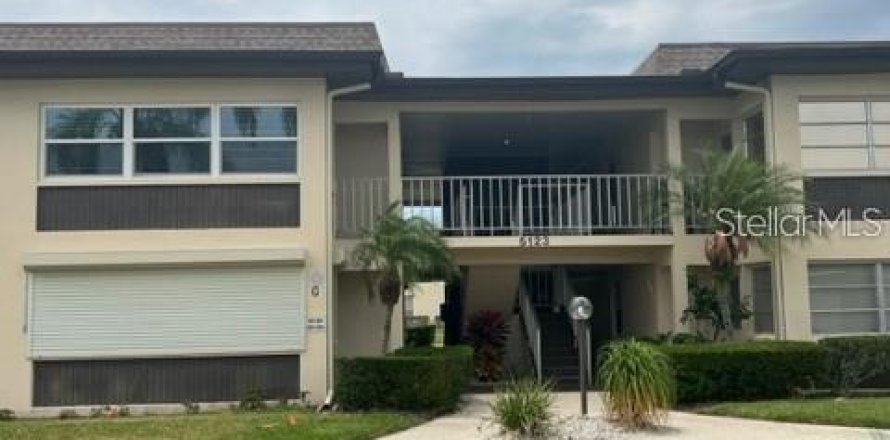 Condo in New Port Richey, Florida, 1 bedroom  № 1908792