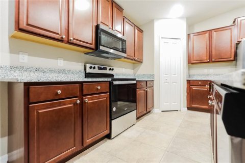 Casa en alquiler en Riverview, Florida, 4 dormitorios, 178.19 m2 № 1905953 - foto 5
