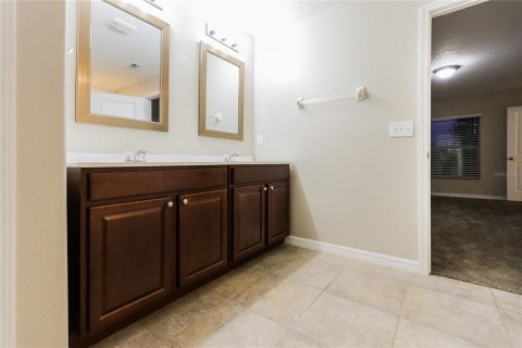 Casa en alquiler en Riverview, Florida, 4 dormitorios, 178.19 m2 № 1905953 - foto 8